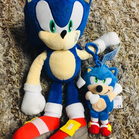 large sonic teddy
